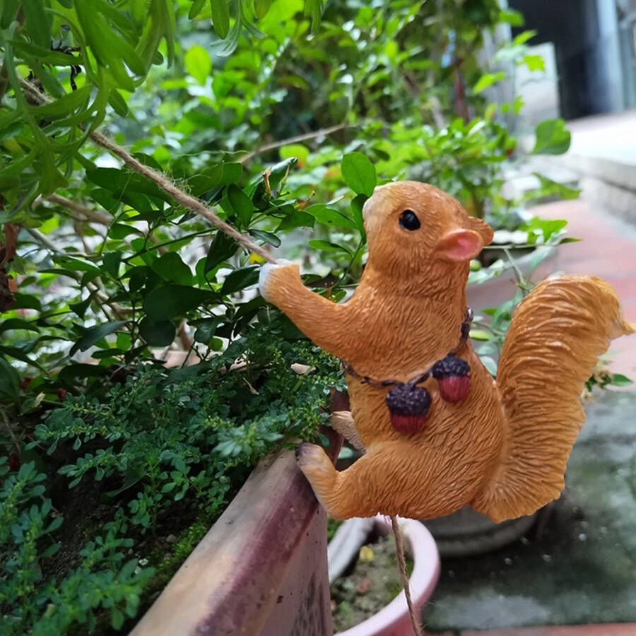 Outdoor tuindecoratie ornamenten klimmen eekhoorn hanger 10.5*6*9.5cm