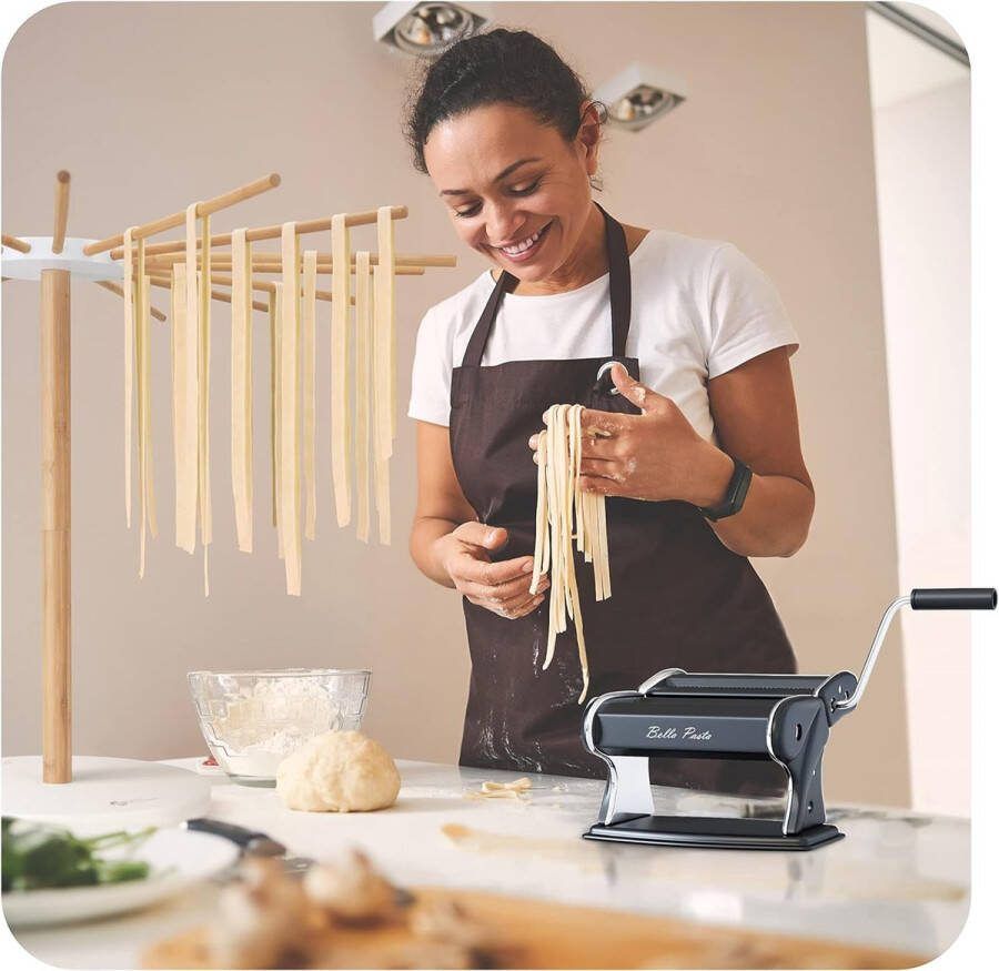 Pasta Manual Pasta Machine Black Pasta Maker for Lasagne Ravioli Spaghetti and Tagliatelle Complete Stainless Steel with Metal Handle
