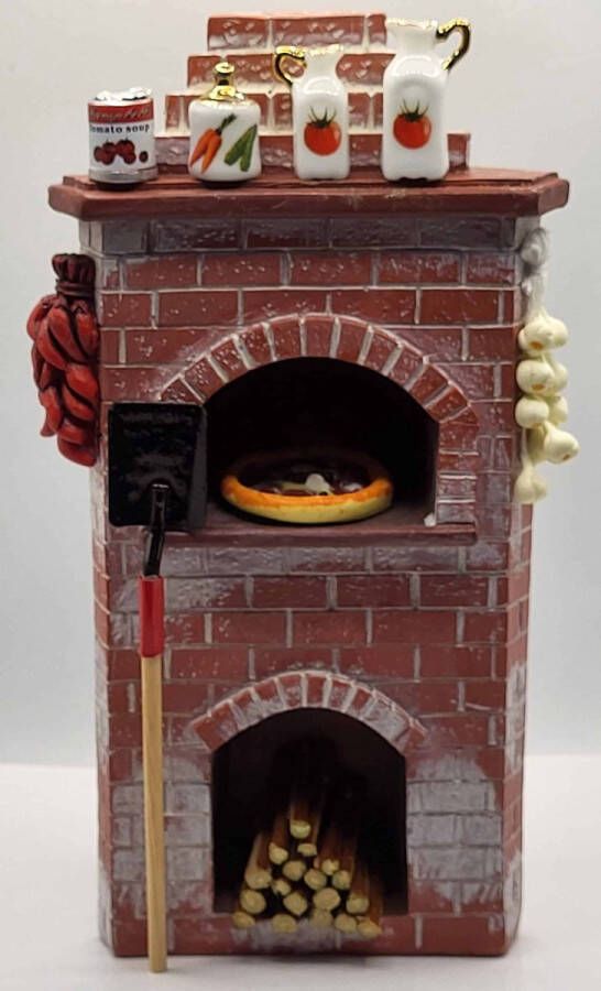 Reutter Pizza oven decorated