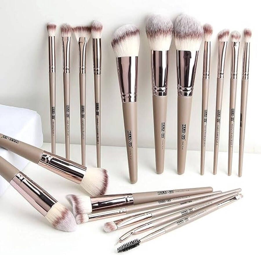 Professionele make-up-kwastenset eersteklas synthetische kwasten voor poeder vloeibare crème gezicht oogschaduw cosmetische kwast 18