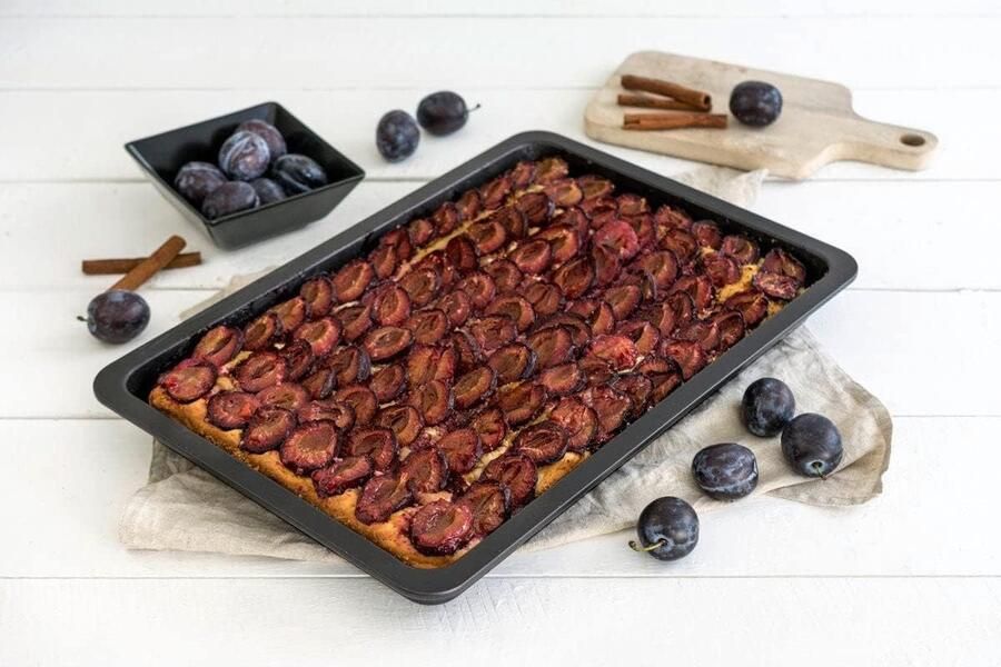 Pruimentaartplaat bakplaat met antiaanbaklaag bakvorm voor blikken cake (cakevorm: ca. 420 x 290 x 40 mm) hoeveelheid: 1 stuk