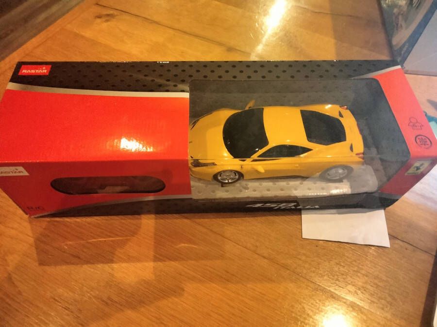 RC Auto Ferrari 458 Italia 1:24 rood geel