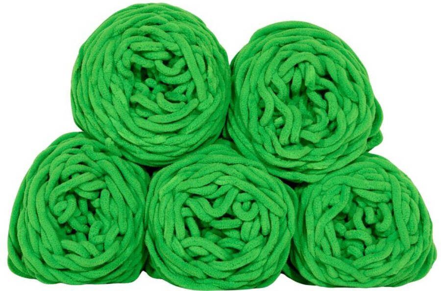 Set 5 bollen dikke wol groen chunky garen haken breien 7 mm breed 235 meter perfect voor amigurumi
