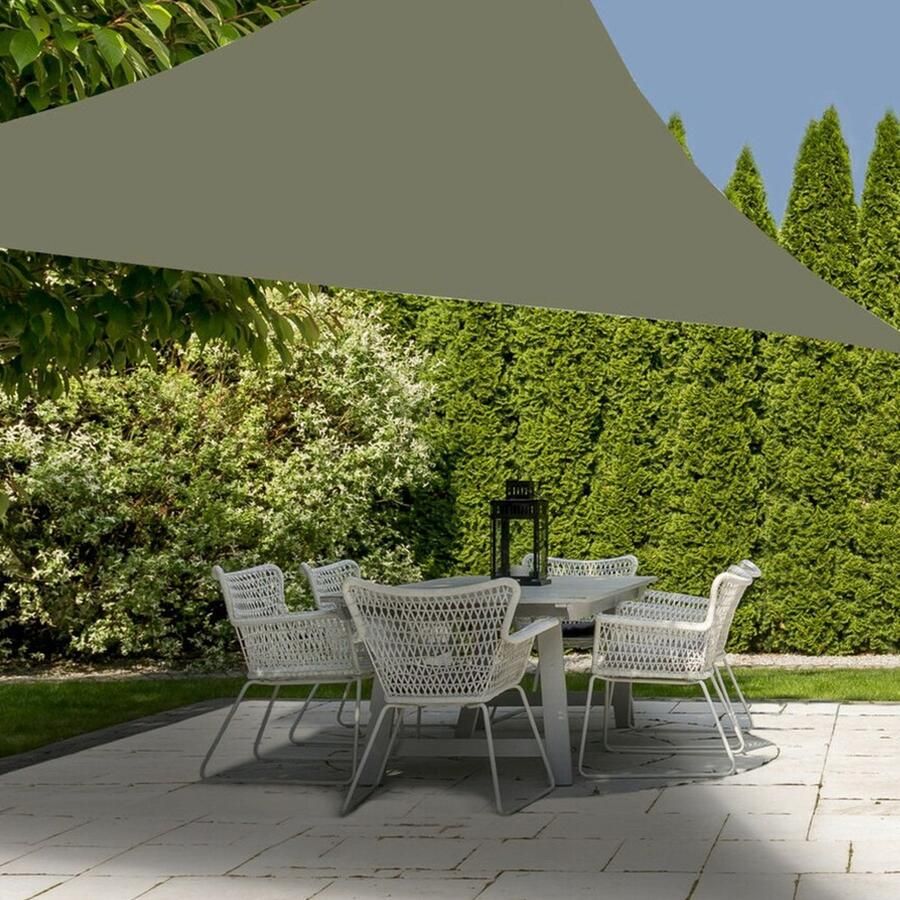 Set van 2x stuks schaduwdoeken zonneschermen driehoek groen 3 x 3 x 3 meter Terras tuin zonwering
