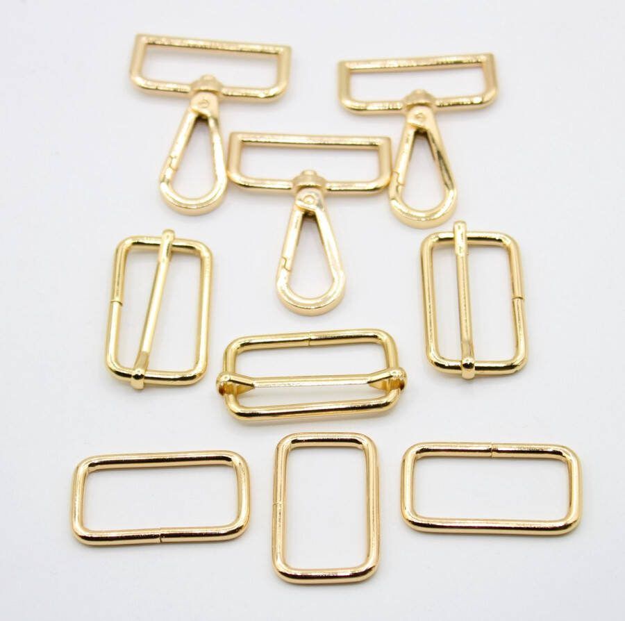 Set van 9 TASGESPEN GESPEN VOOR RUGZAKKEN 3 Schuifgespen 3 Passantgespen 3 Musketonhaken Lobstergespen Kleur GOUD Binnenmaat 40MM