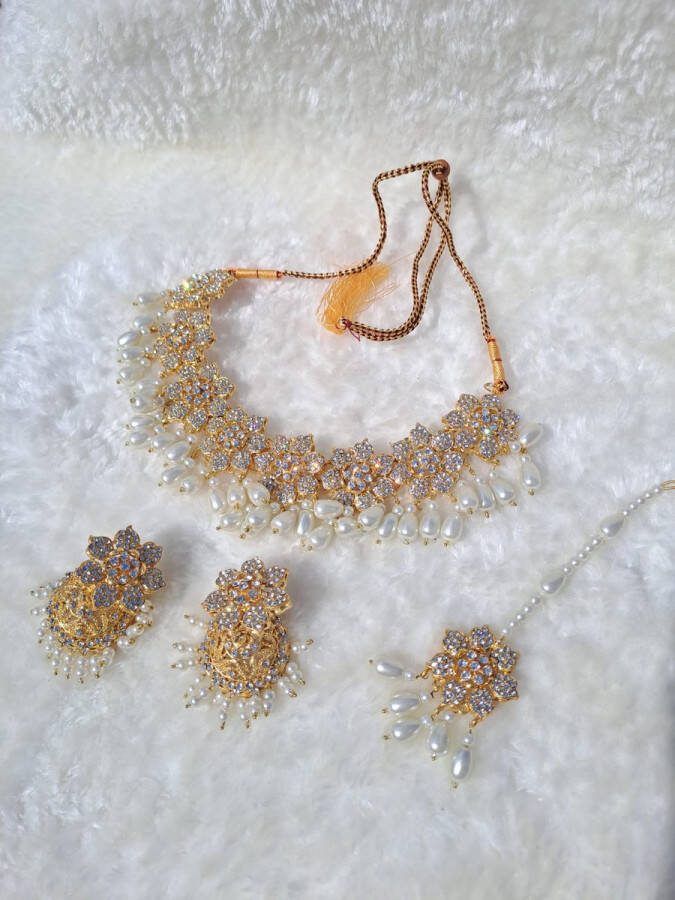 Sierden ornament flower shaped necklace with earring and head piece zircon stones and artificial pearls