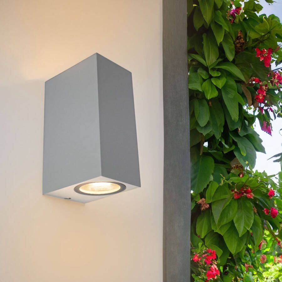 Smart LED Buiten Wandlamp San Francisco Zilver IP44 Hue compatible Incl. Zigbee spots
