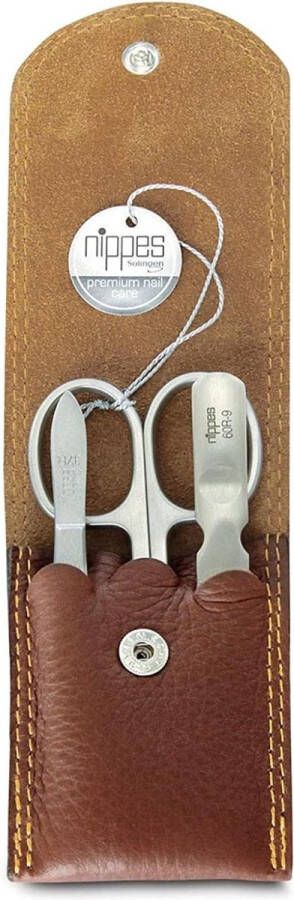 Solingen Premium Line manicureset roestvrij staal en nikkelvrij koeienhuid etui met drukknop gele contrastnaad nagelschaar bruin 3 stuks