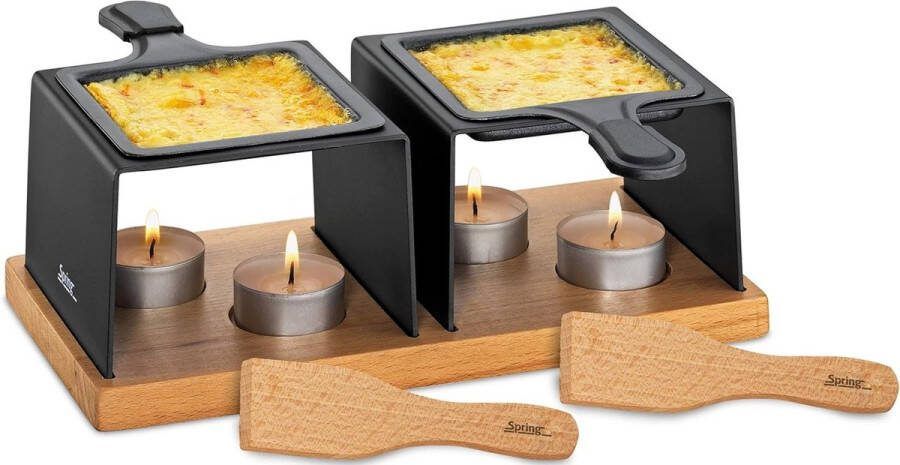 Spring Gourmet Raclette Theelichtje met metalen frame Houten basis met theelichthouders Inclusief 2 gecoate raclettepannetjes 2 racletteschrapers en 4 theelichtjes