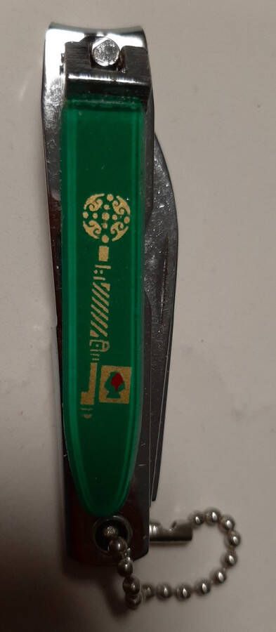 Superdoll nagelknipper trio nagelschaar zakmesje opener groen met print sleutel goud 6 5 cm