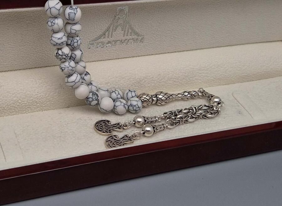 Tesbih Natuursteen Howlite Wit en 925 zilver met tassel Paddestoel Aantal kralen 33 Diameter kralen 8mm