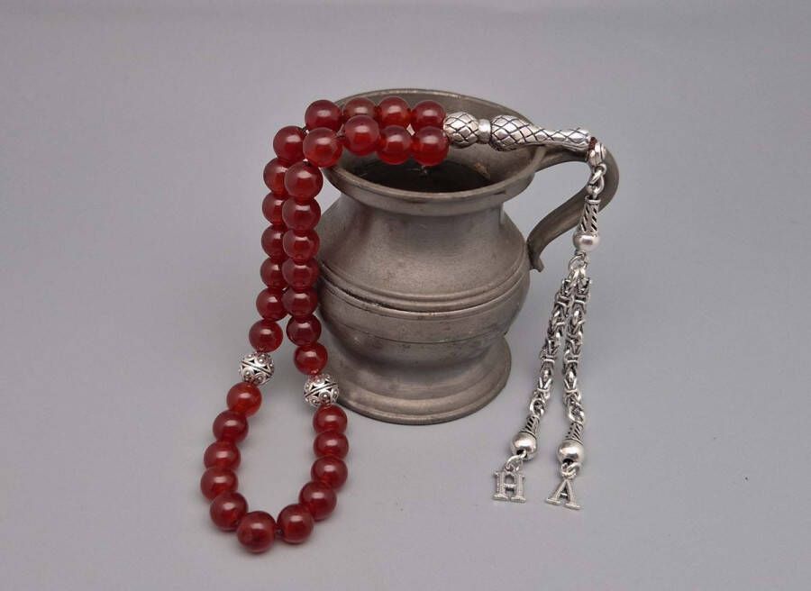 Tesbih- Zilver 925 en Natuursteen Rood Agaat -Tesbih met tassel Twee Letters Aantal kralen 33 Diameter kralen 8mm- Kies je favoriete letters