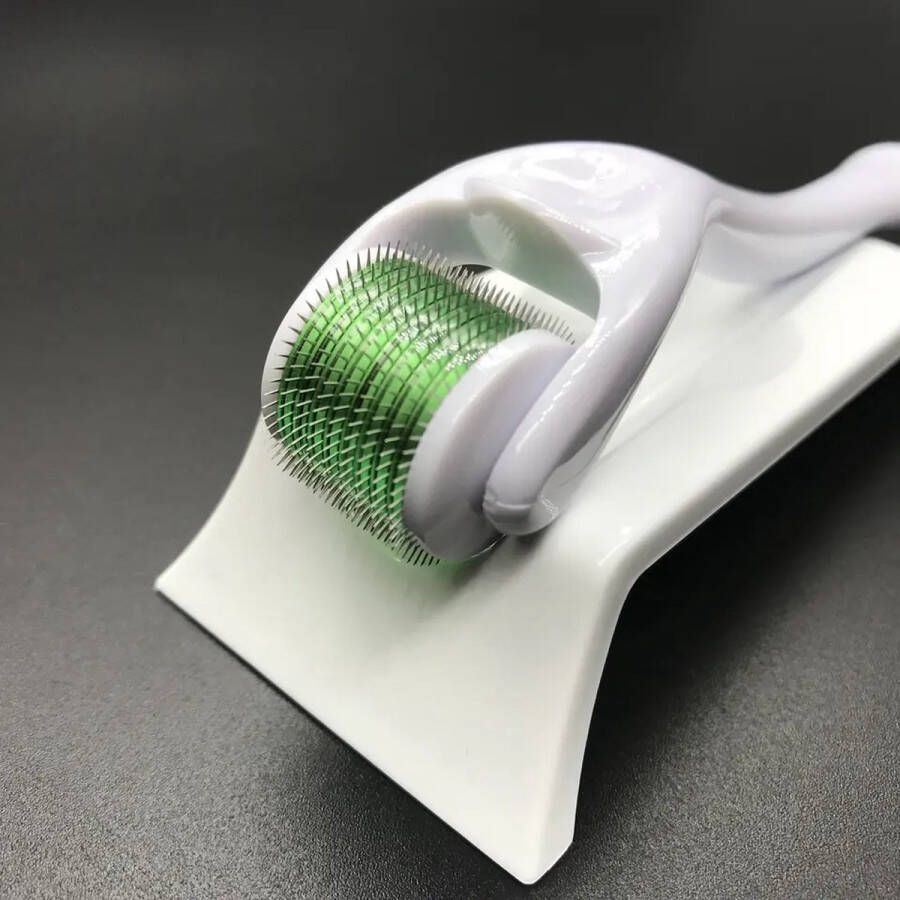 Titanium Dermaroller 0.5 mm Micro Naaldjes Goud Gezichtsroller Acne Rimpels Cellulitis Littekens Striae Haargroei- wit