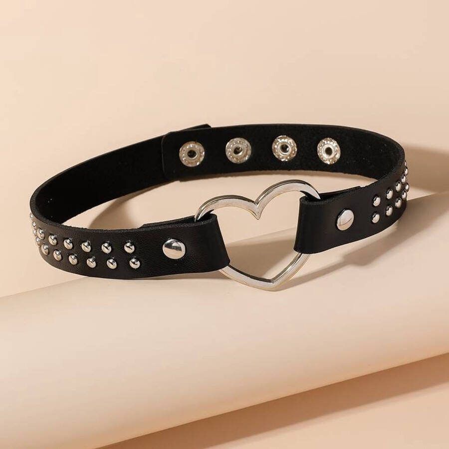 T.O.M. Choker hartje met Studs -Zwart Halsband Vegan leather- Barbie ketting Lingerie ketting- BDSM Ketting Verkleedkleding