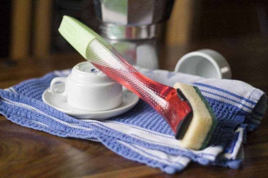 Wasborstel met spons kleur van handvat kan variëren Afwasborstel
