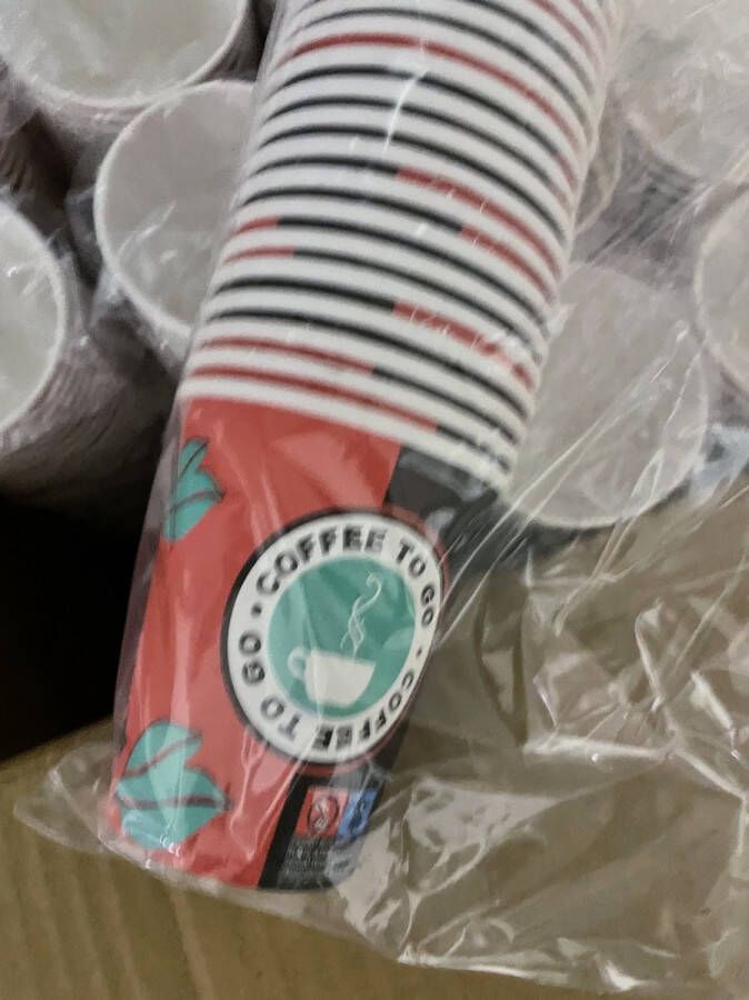 Wegwerp drinkbeker 200 ml 8 oz partybeker van papier wegwerp koffie beker wegwerpbeker drinkbeker verjaardagen koffiebekers to go hygiënegebieden kwaliteit drinkbeker schenkbeker Kartonnen bekers drinkbeker 100 stuks