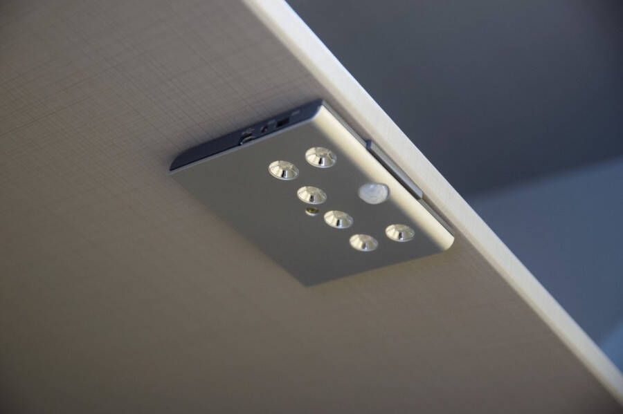 Woonexpress Kastverlichting (set 2 Stuks) Oss Zilver Overig Zilver 2x10x9cm (hxbxd)