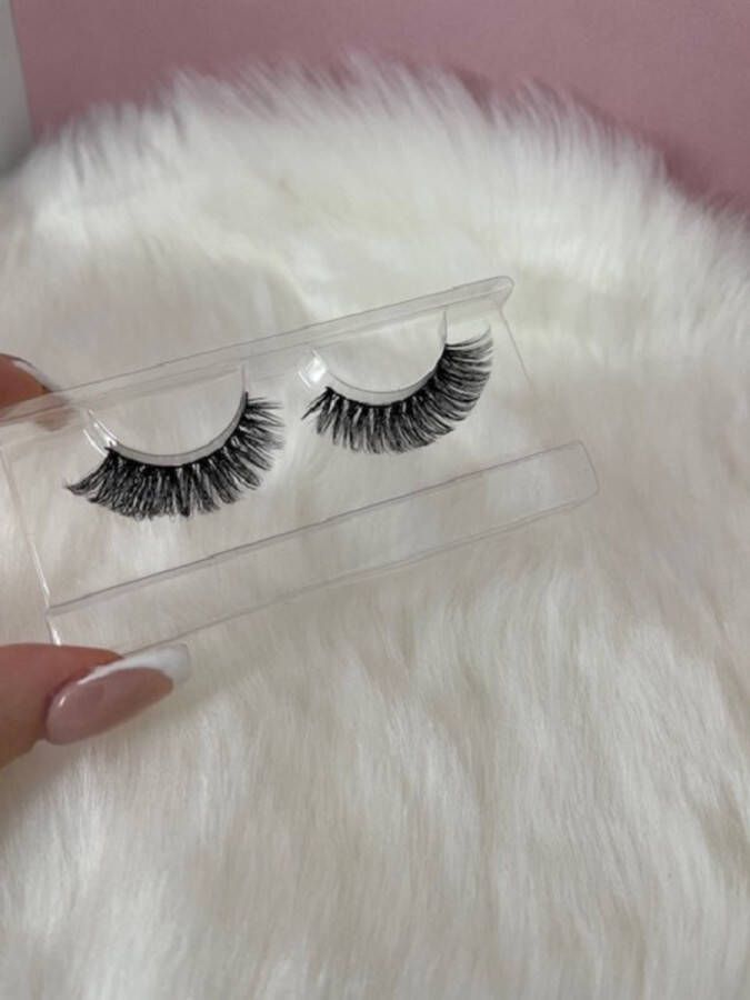 EHH BEAUTY EHHBEAUTY Dreamy Lashes Volume Striplashes Nepwimpers 20x Herbruikbaar Wimper extentions