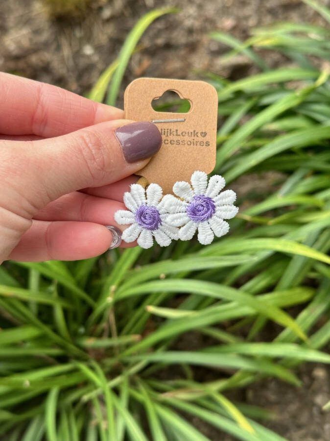 EindelijkLeuk Schattige haarelastiekjes bloem Madelief paars klein Haarelastiekjes Elastiekjes voor meisjes Haaraccessoires voor meisjes Mooie haarelastiekjes meisje Cadeautje meisje Setje van 2 elastiekjes