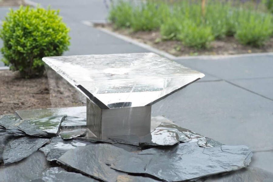Eliassen Waterornament Lendas Ubbink Waterornamenten Waterpartij Met Ingraafbakwaterornamenten Ubbink Waterornamentenwaterornamenten 38-38-18 1 Jaar Garantie