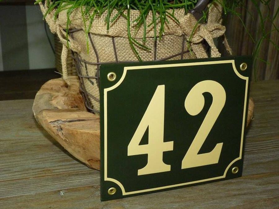 Emaille naambordjes online Emaille huisnummer 18x15 groen creme nr. 42