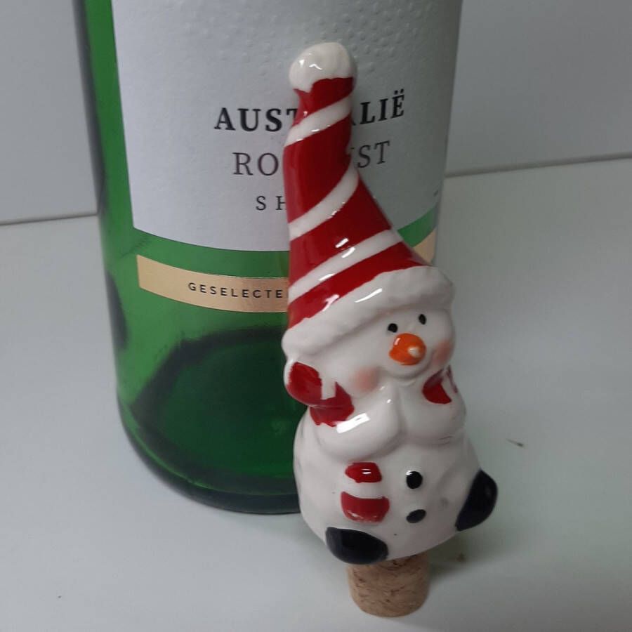 Fame musthaves Wijnafsluiter wijnstop flessenstop Sneeuwpop met rode muts