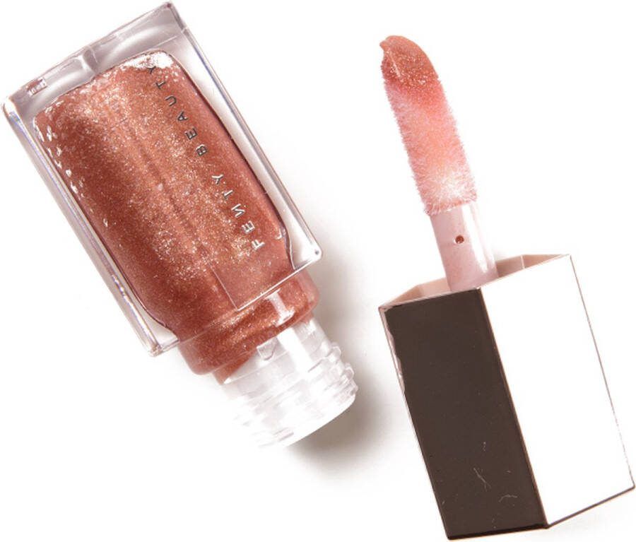 Fenty Beauty Gloss Bomb Lip Luminizer Cake Shake
