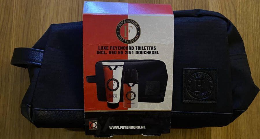 Feyenoord gevulde toilettas deo en douchegel
