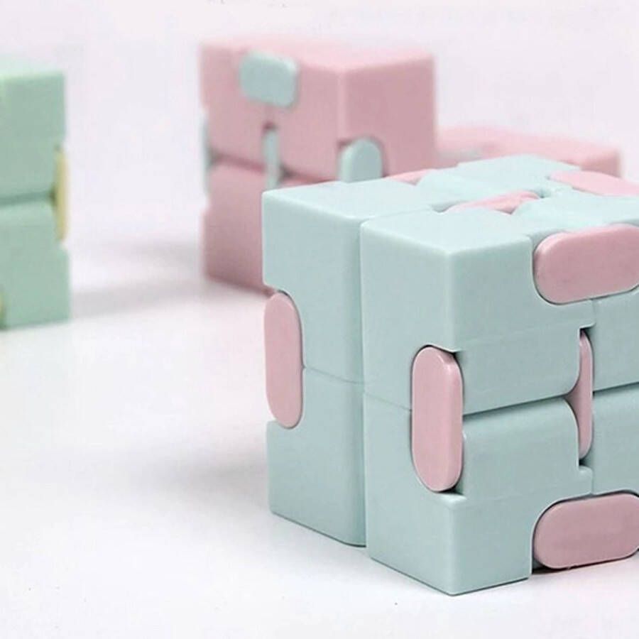Fidget Cube Inifnity cube | fidget toys | pastel blauw