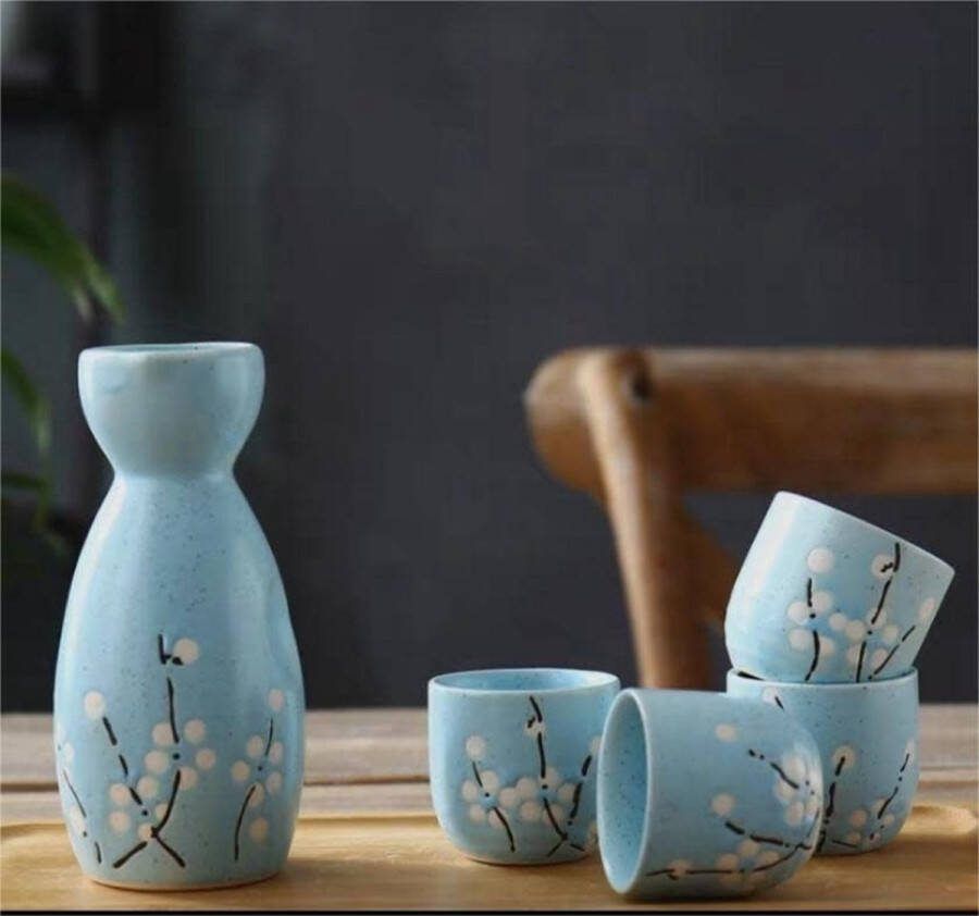 Fine Asianliving Sake Set Giftbox Blauw Bloesems Handgemaakt Koharu Set 5 Japanse Sake Set Sake Servies Sakefles Sake kopjes