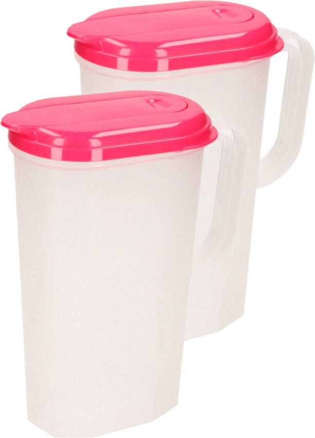 Forte Plastics 2x stuks waterkan sapkan transparant rood met deksel 2 liter kunststof Smalle schenkkan die in de koelkastdeur past