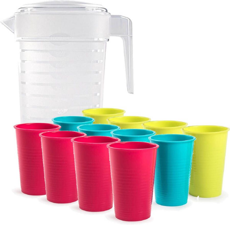 Forte Plastics Water limonade schenkkan sapkan 2 liter met 12x stuks kunststof gekleurde glazen van 360 ML voordeelset