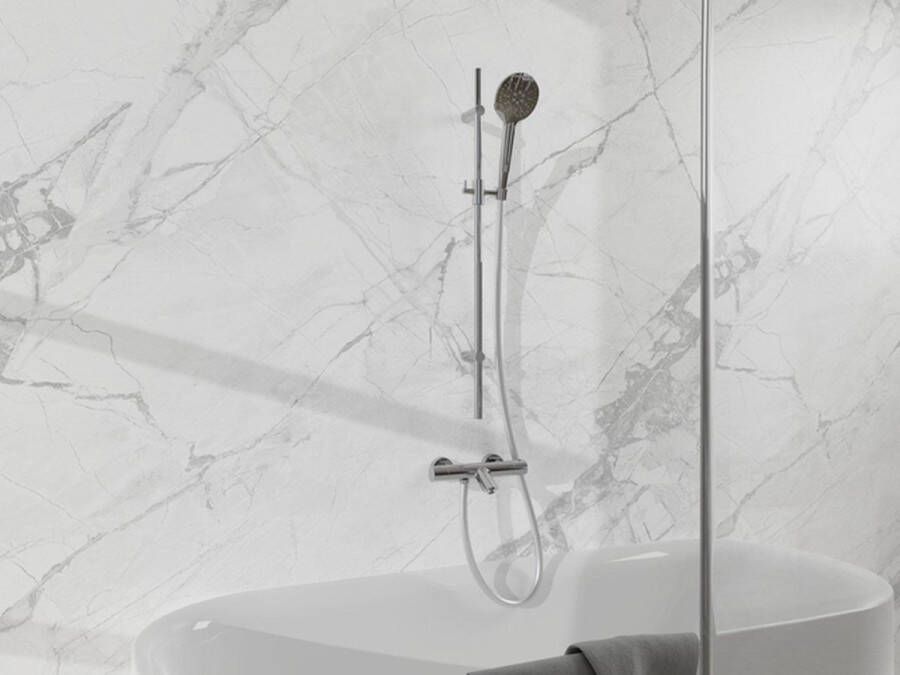 FortiFura Calvi badkraan met glijstangset met ronde handdouche gladde doucheslang chroom