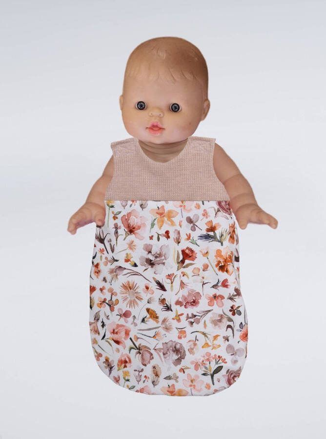 FraaiGaaf Poppen slaapzak Autumn Flower Field 28 36 cm Roze Bloemen slaapzak voor pop (poppenslaapzak voor o.a. Paola Reina Gordi My Little Baby Born Little Baby Annabell Corolle)