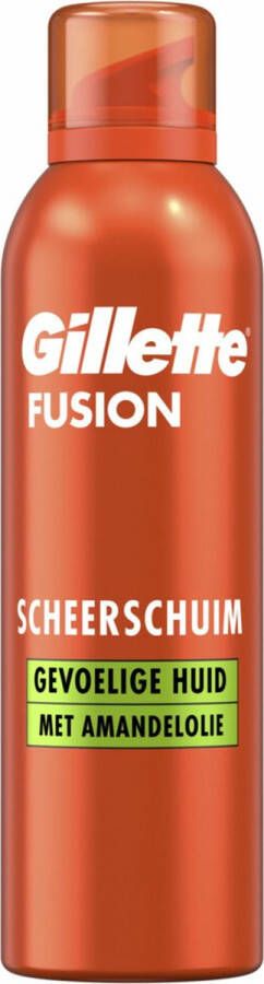 Gillette Fusion Scheerschuim Met Amandelolie Voor De Gevoelige Huid 6 x 250 ml Voordeelverpakking