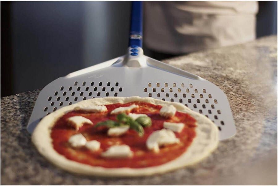 Gi.Metal Pala para pizza 33 x 33 cm geperforeerd handvat: 120 cm Aluminio (anodizado)