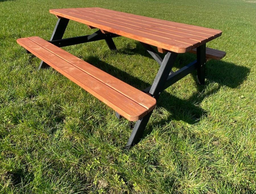 GoedkopePicknicktafels.nl Zwart Bruine XL Picknicktafel Bruno Tuintafel 6 persoons Bruin Zwart Gespoten Gedroogd Grenen Hout!