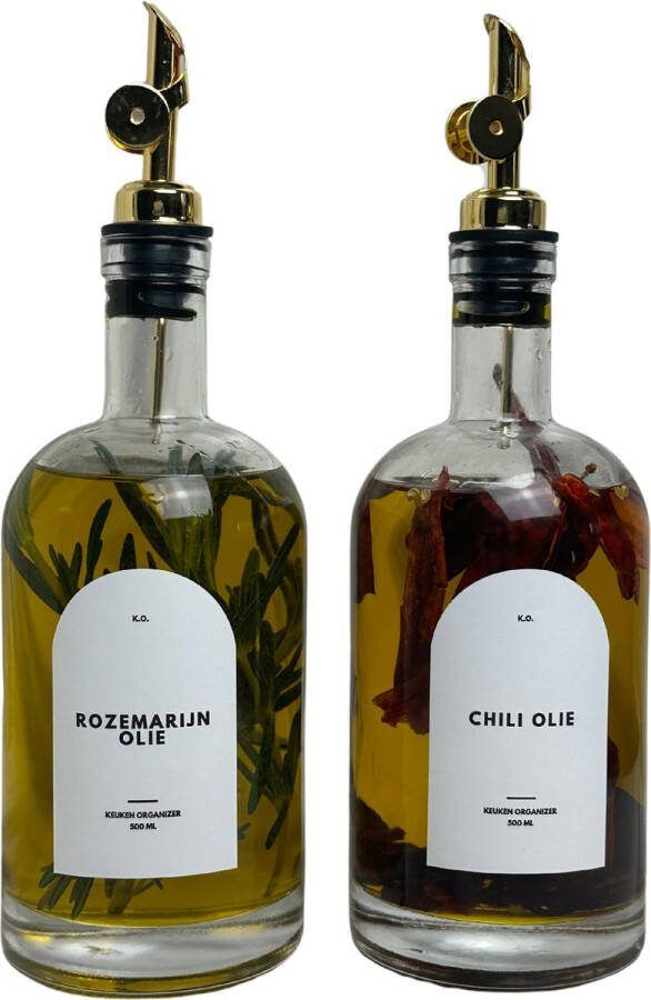 Goodz & Needz Olie dispenser 2 stuks Met Nederlandse voorbedrukte en blanco ovale labels wit keuken inclusief trechter en stift Met gouden schenktuit Glas- Oliefles olijfolie 500 ml Goud