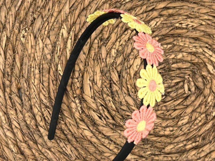 Haarspeldjes & zo Diadeem haarband madeliefjes geel roze bloemen bloemetjes