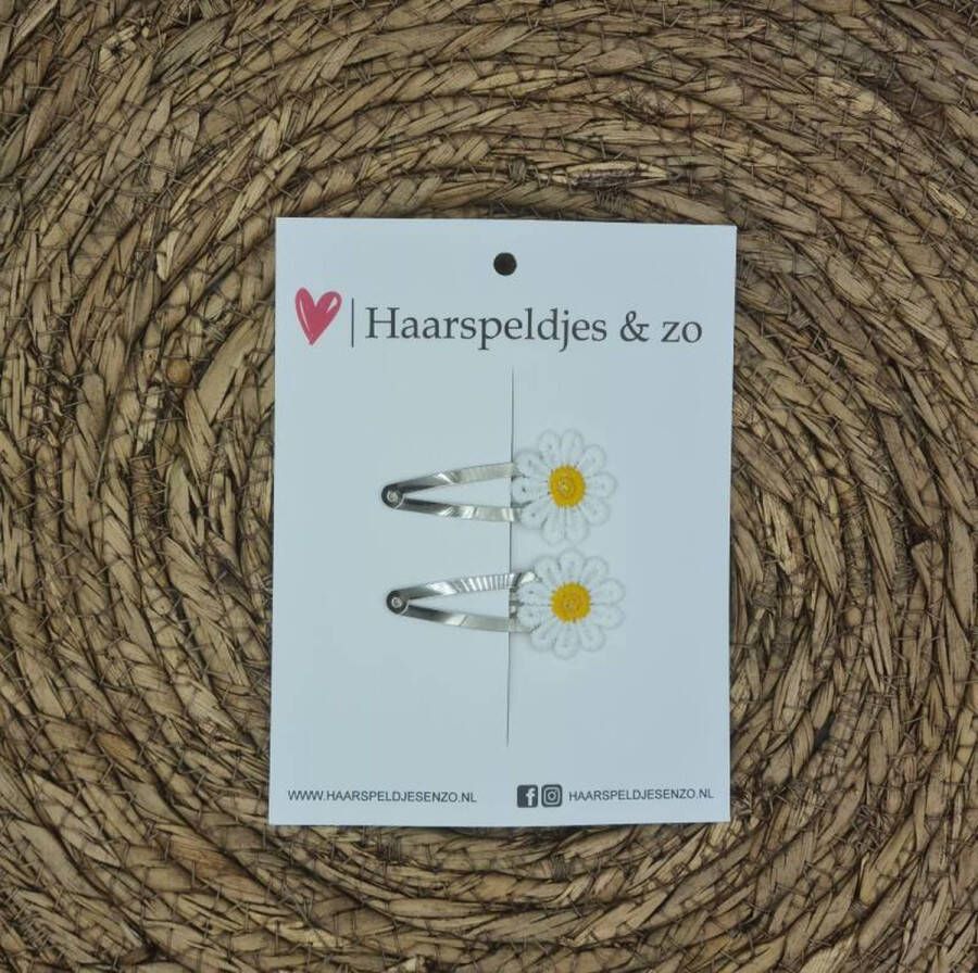 Haarspeldjes & zo Haarspeldje Flower daisy madeliefjes oranje geel — 3 cm goud