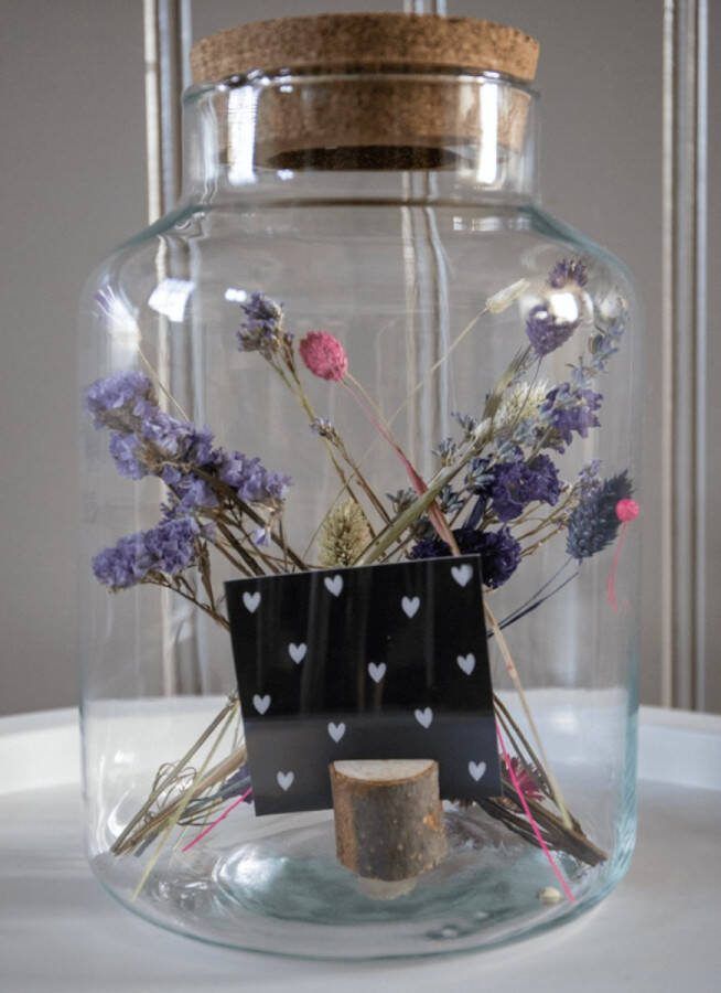 Handgemaakt geen merk melkbus met led en paarse droogbloemen verlichting droogbloemen woonaccessoires sfeerverlichting
