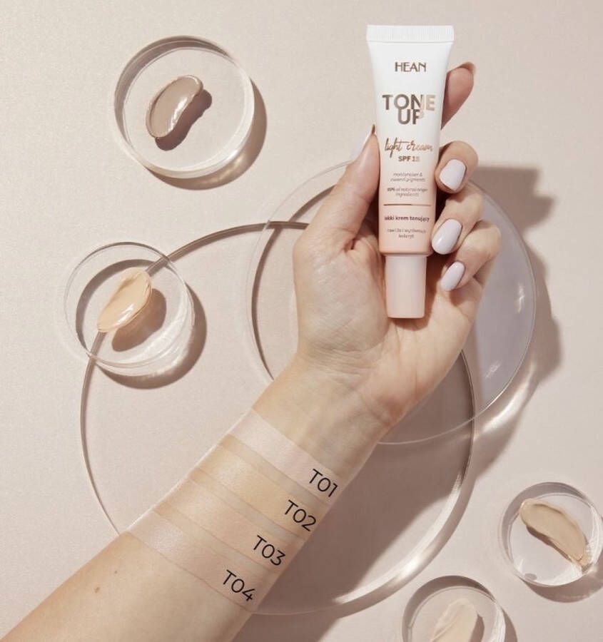 Hean Cosmetics Tone Up Foundation met SPF 15 kleur warm