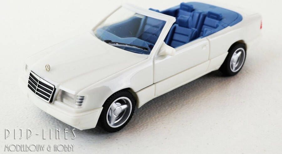 Herpa Mercedes-Benz 320 CE Cabrio Schaalmodel Auto 1:87 H0
