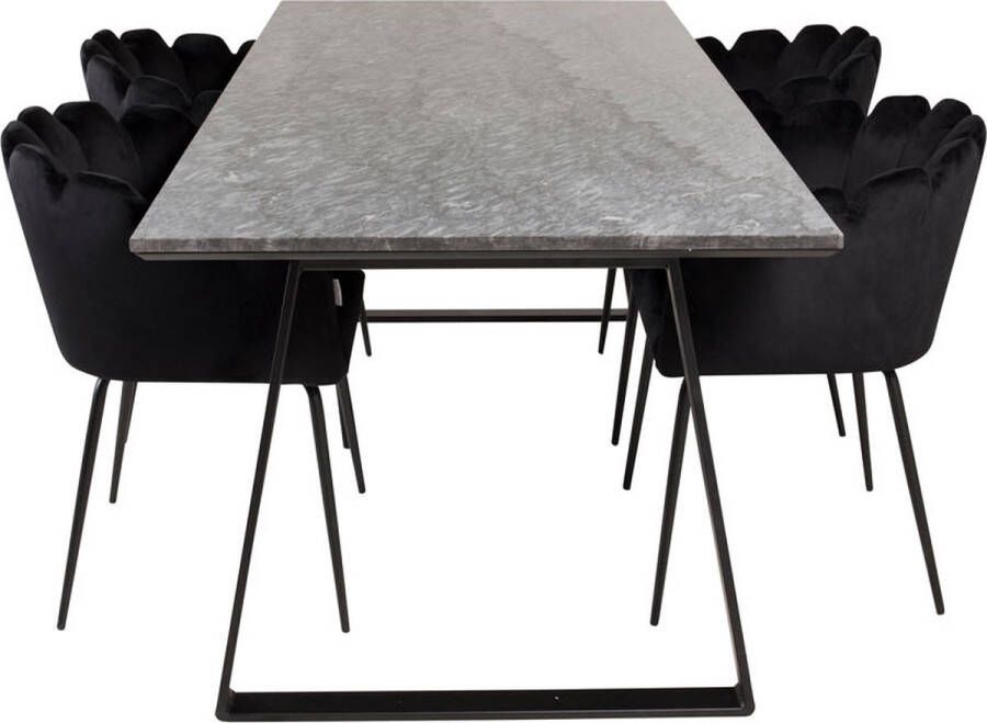 Hioshop EstelleBLBL eethoek eetkamertafel zwart marmer en 4 Limhamn eetkamerstal velours zwart.