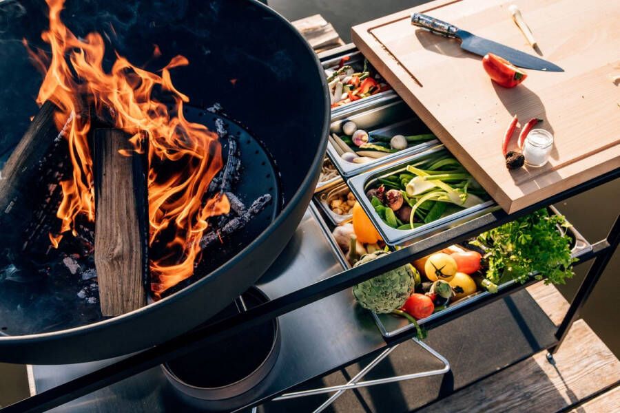 Höfats Fire Kitchen Buitenkeuken met Bowl 70 Vuurschaal Ijzer Zwart