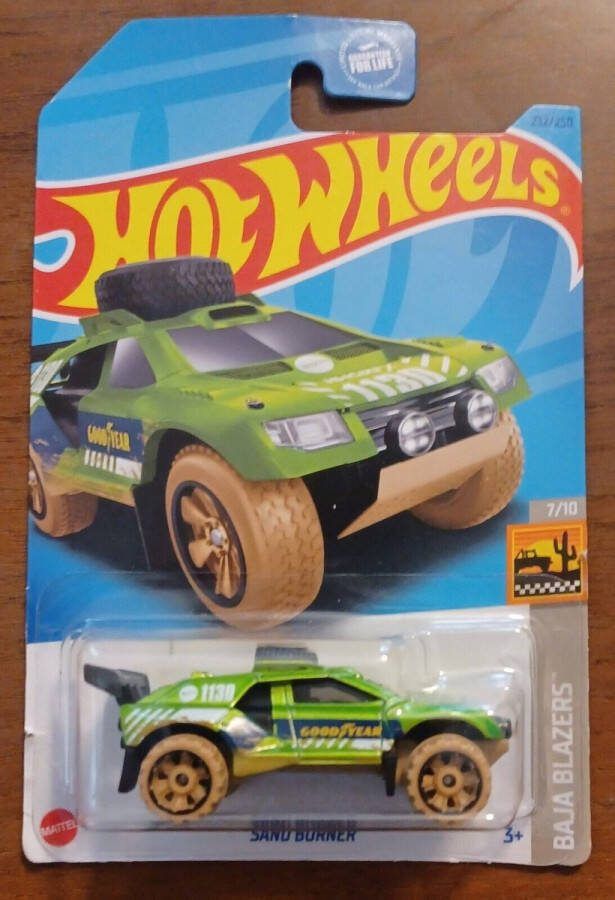 Hot Wheels SAND BURNER 232 250 1:64 BAJA BLAZERS AUTO