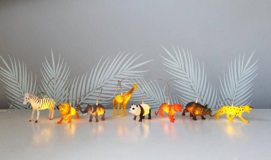House of Disaster Baby & Kind String Lights With Safari Animals Safari
