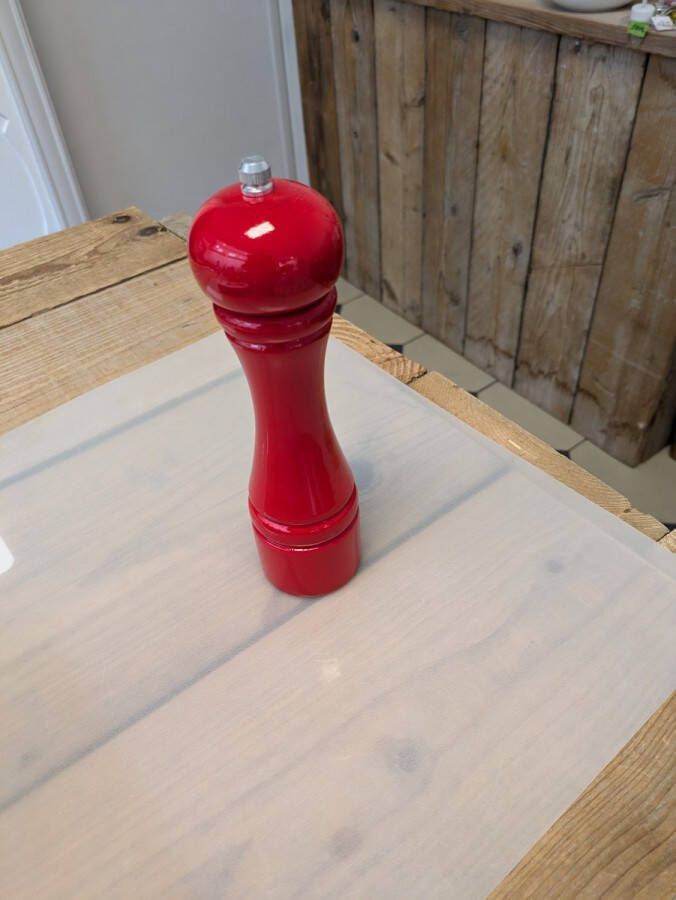Ibili Pepermolen hout rood 20 cm Keramische molen