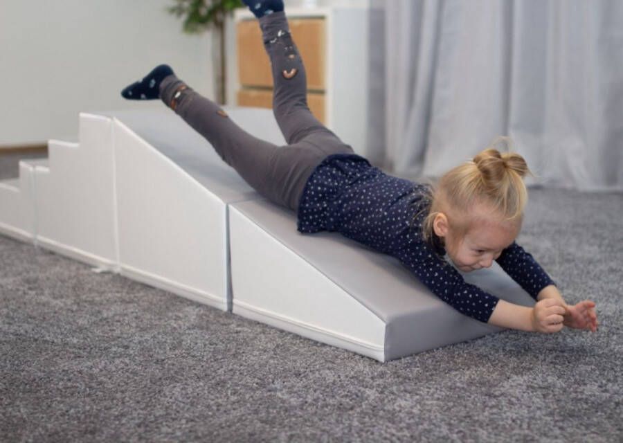 Iglu Foam blokken glijbaan 4 delig 40 cm hoog grijs wit