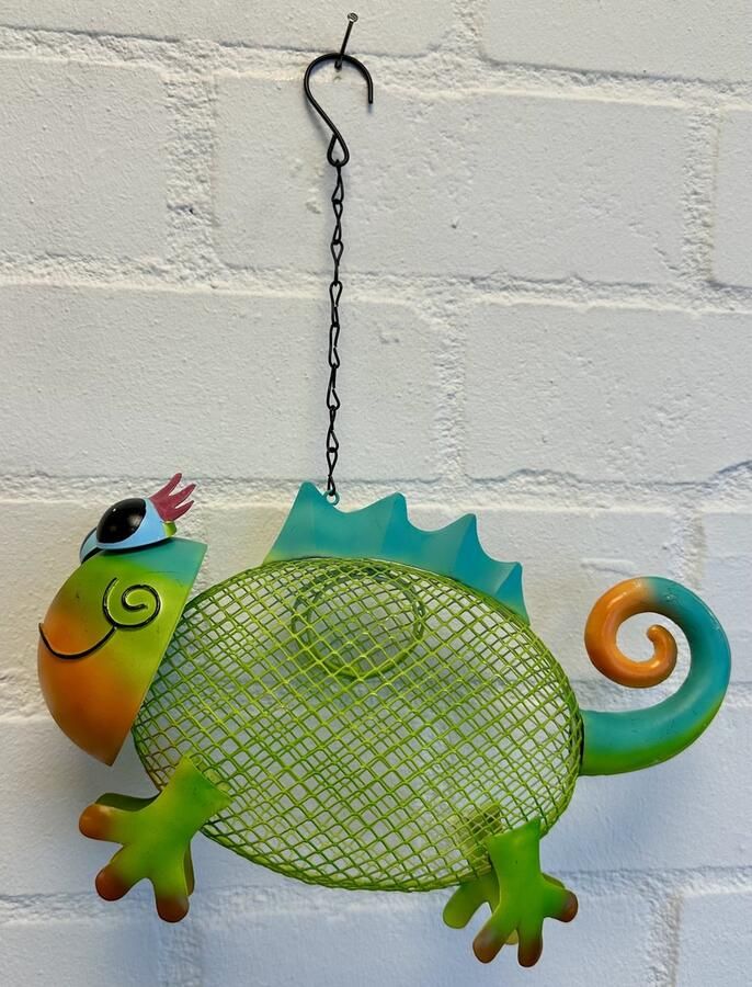 Impuls Decoratief metalen voederhuisje leguaan metaal meerkleurig hoogte 34 cm x 30 x 1 cm met metalen ophanghaak Voor binnen of buiten Woonaccessoires Tuinaccessoires